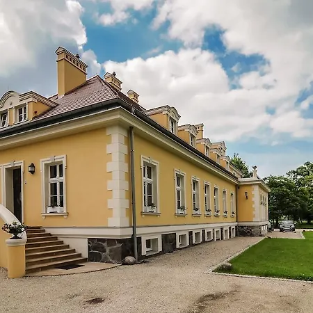 Guest house Palac Bugaj Raszkow (Greater Poland)