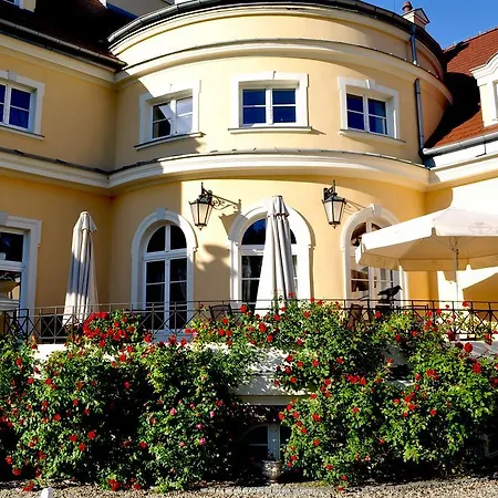 Palac Bugaj Raszkow (Greater Poland)
