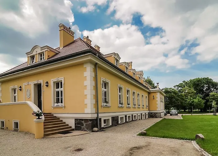 Pensjonat Palac Bugaj Raszkow (Greater Poland)