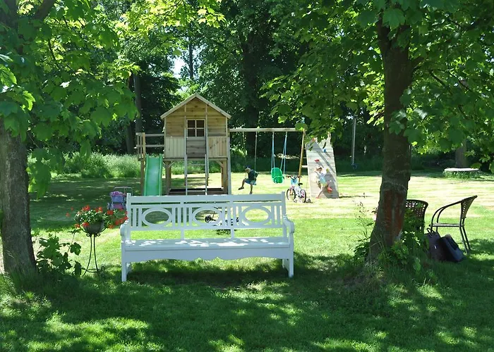 Palac Bugaj Pensjonat *